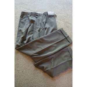 Gray Pants -Pleated - Louis Raphael - Tailored